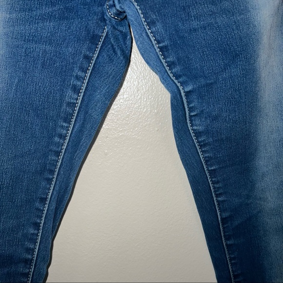 M.A.O Women's Blue Jean with acid wash color size 5 - Picture 3 of 6